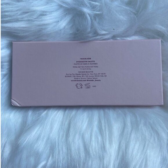 Wander Beauty Eyeshadow Palette Trailblazer - Picture 4 of 5
